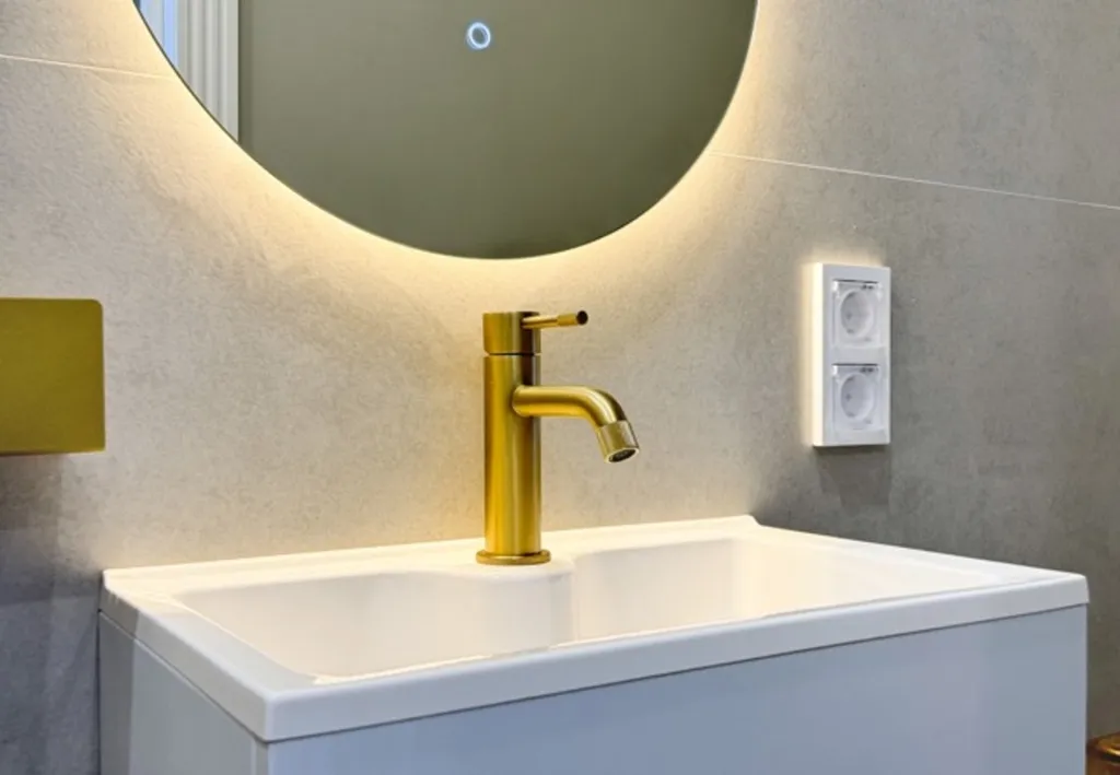 Квартира Квартира Дизaйнeрcкая студия рядом c ФГБУ НМИЦ CСХ имени А. H. Бакулевa — Новоивановское