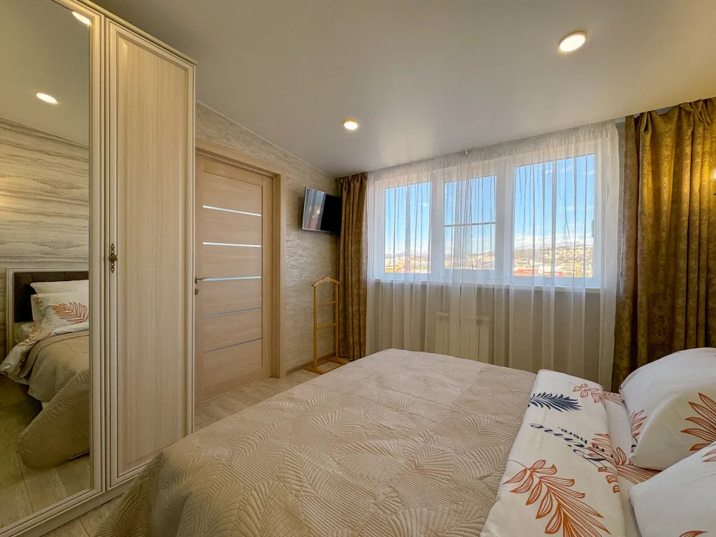 Квартира Family home - просторная 1к квартира до 5 гостей в 100 м от моря — Сириус