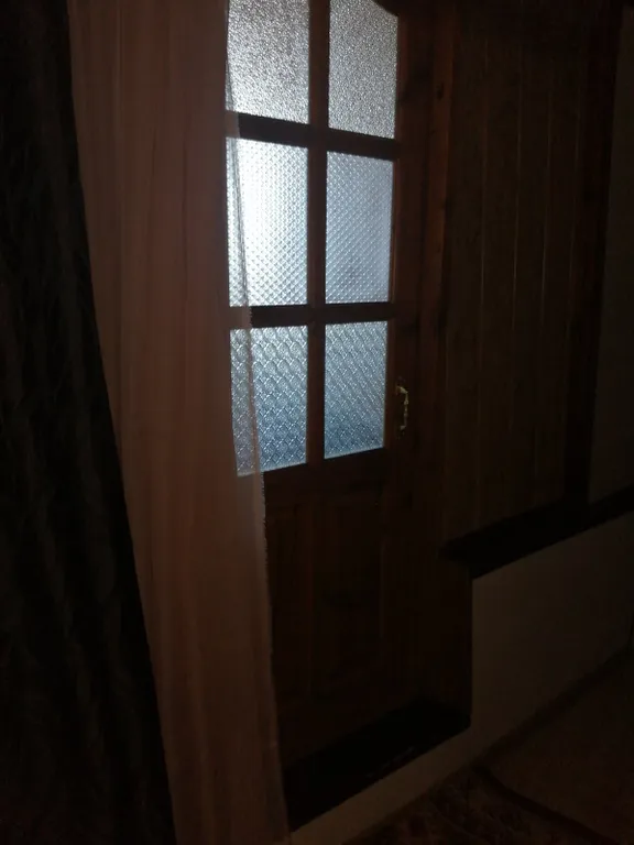 Уютный домик с террасой и видом на море, душ и туалет в помещении