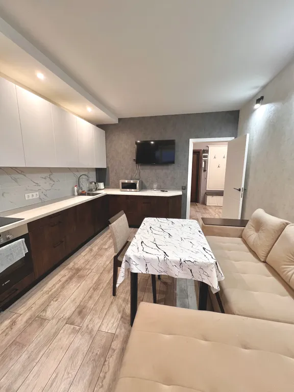 Стильная квартира с панорамными окнами