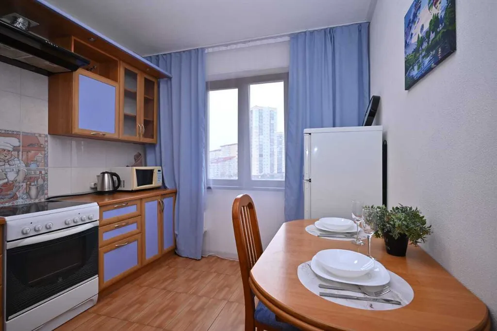 Квартира 1-к. квартира "Материк" напротив парка Сады мечты и Сибирью — Красноярск