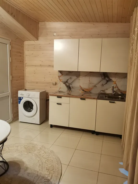 Комнаты у побережья Каспийского моря