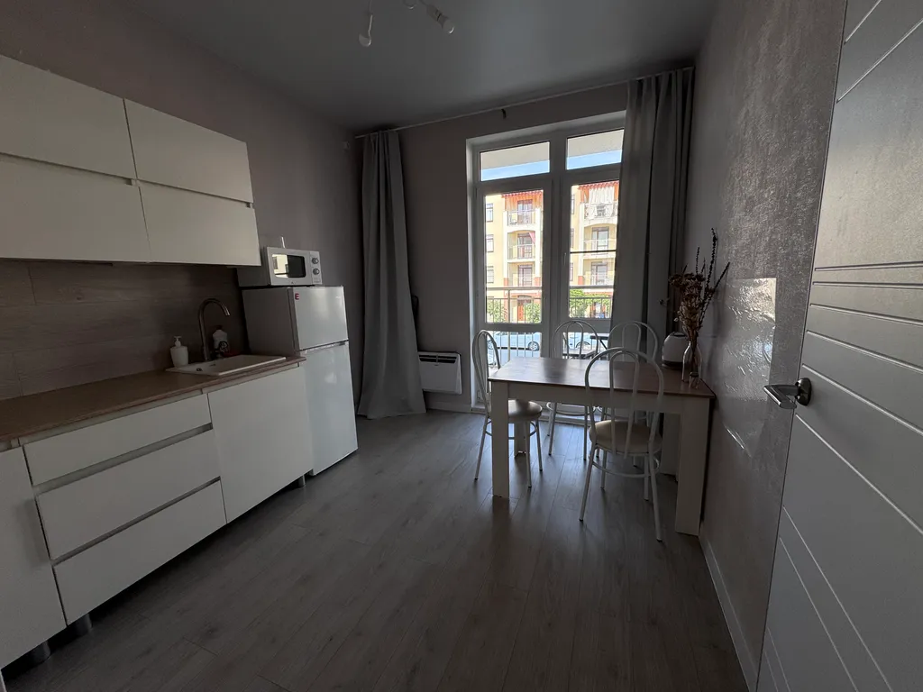 Однокомнатная с видом на горы