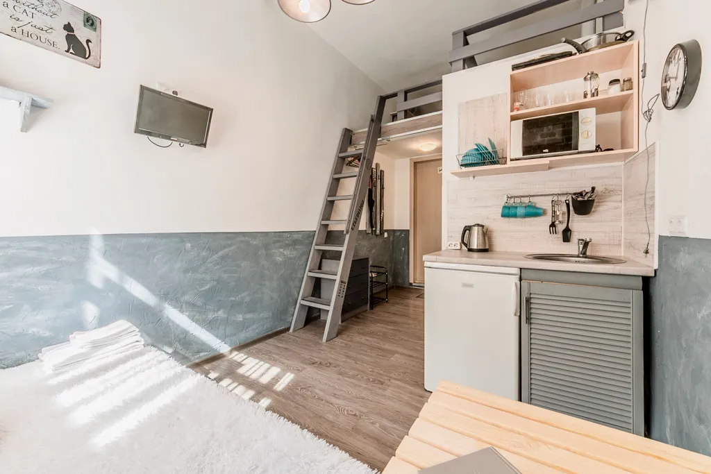 Квартира Квартира Уютная двухуровневая студия в центре СПб, напротив Московского вокзала — Санкт-Петербург