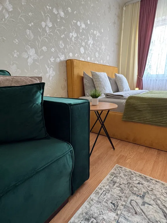 Апартаменты на 10 этаже с хорошим видом из окна