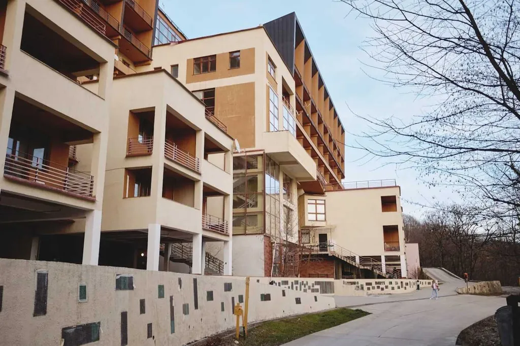 Стильный апартамент с видом на горы