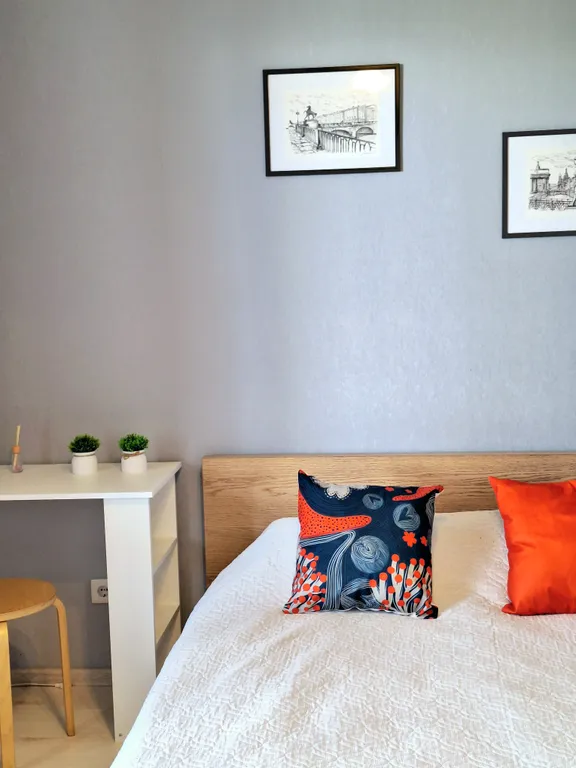 Студия в первом доме от метро