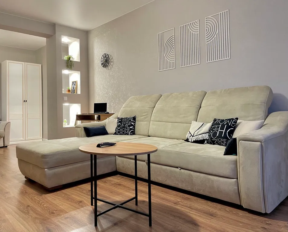 Уютная 2-комнатная квартира в спальном районе