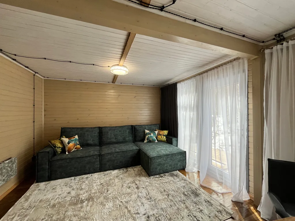 Новый уютный коттеджный домик