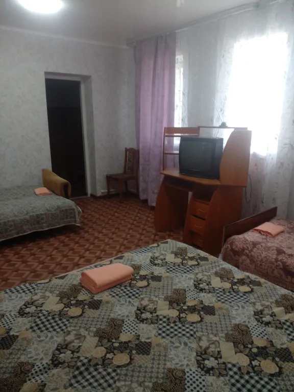 Коттедж Дом с отдельным входом, мангальной зоной, парковкой на 2 авто — аренда посуточно в Павловск