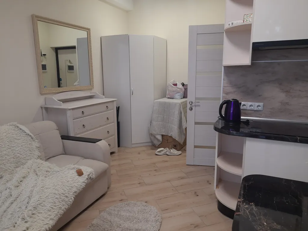 Уютная квартира на главной улице города близ моря