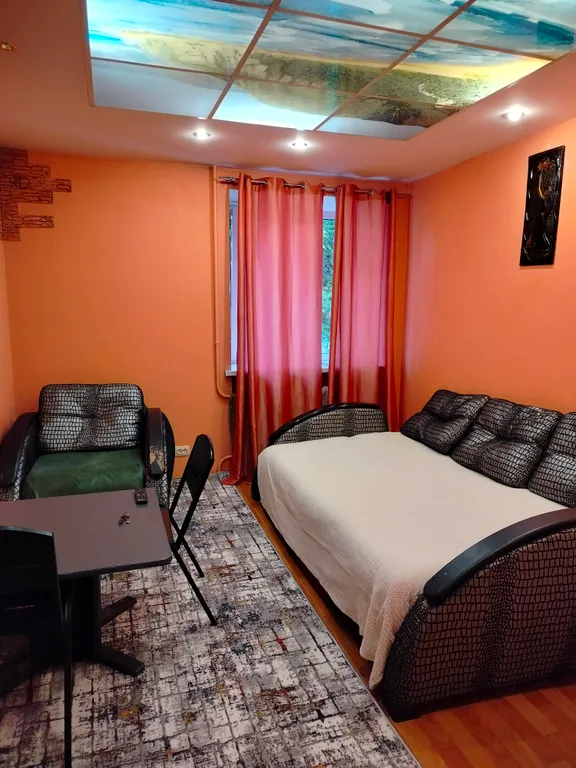 2-комнатная Квартира — аренда посуточно в Омск