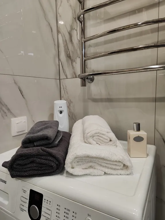 Центр новый дом, большая парковка