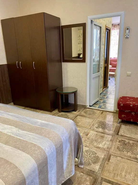 Апартаменты с отдельным двориком