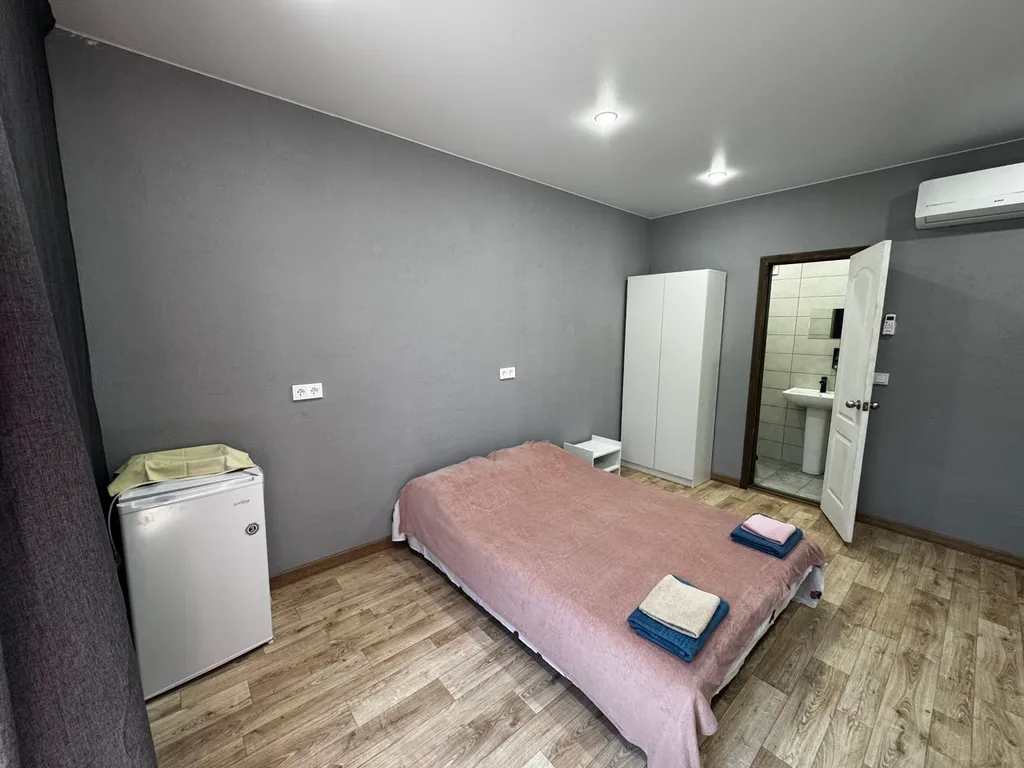 Квартира Комната — аренда посуточно в Щёлкино