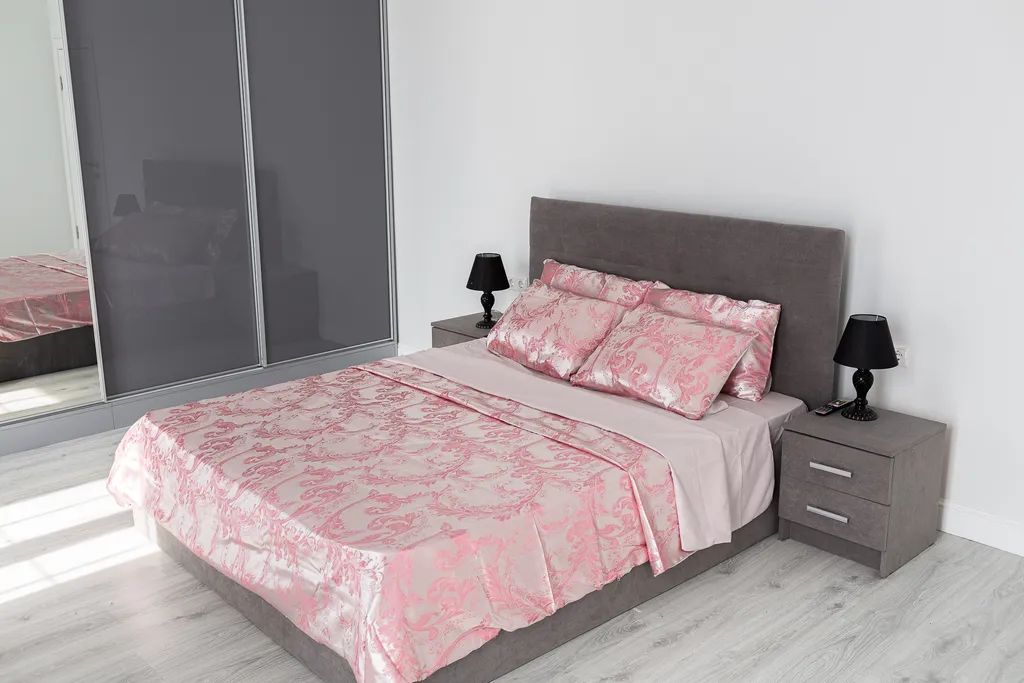 4-комнатная Квартира — аренда посуточно в Калининград