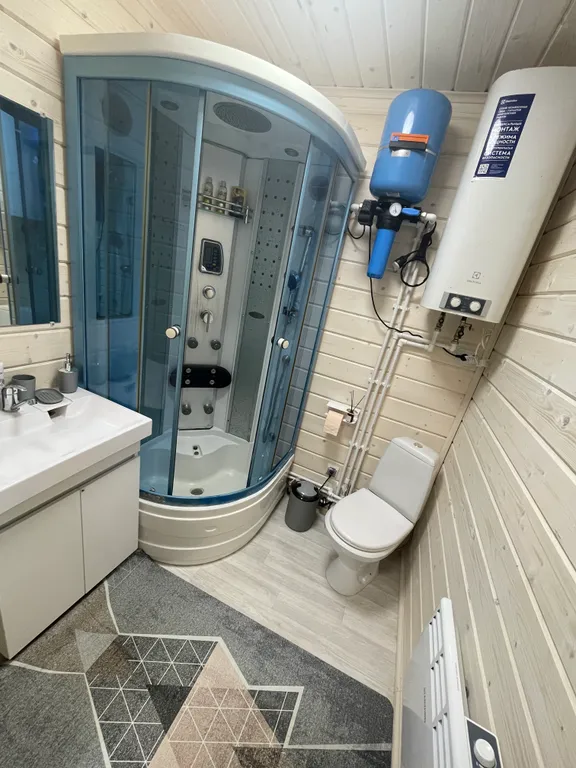 Домик для семейного отдыха в лесу