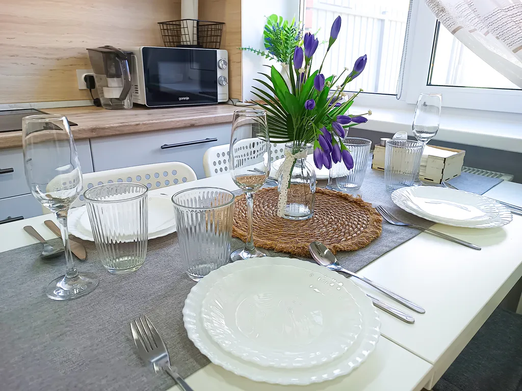 Уютное бунгало с видом на лес и горы Нugge