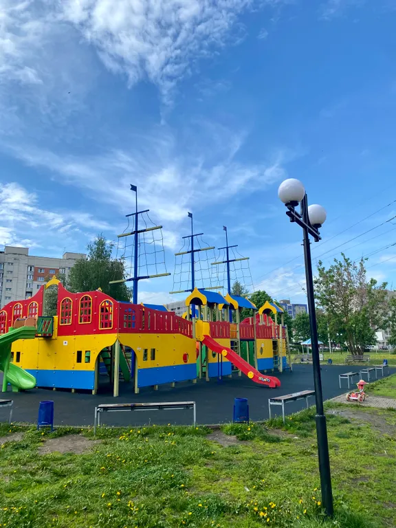 Евродвушка с парковочным местом и бесконтактным заселением