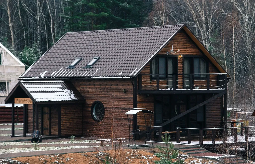 8-комнатный Дом