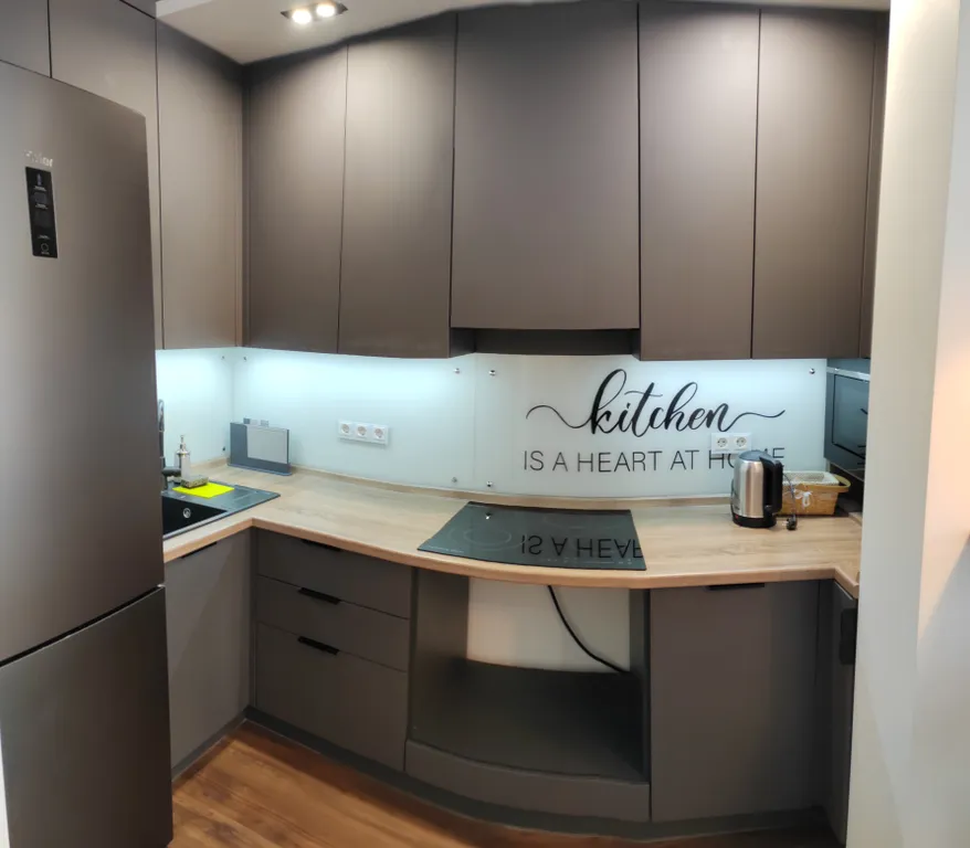 Квартира-студия с дизайнерским ремонтом рядом с центром города