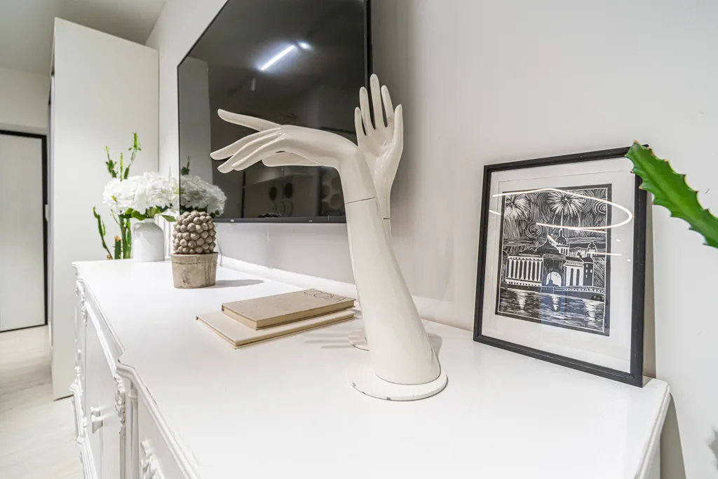 Квартира Белоснежные апартаменты в центре на набережной Невы — Санкт-Петербург