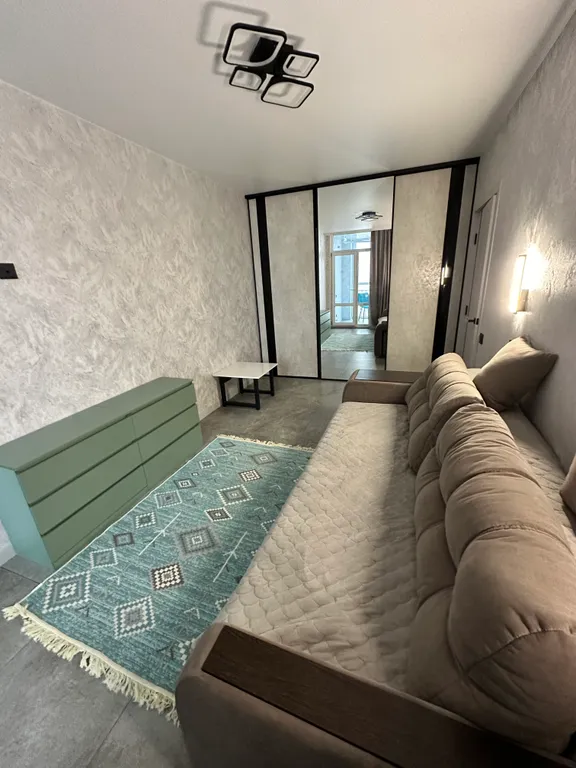 3-комнатная квартира в 500 метрах до моря