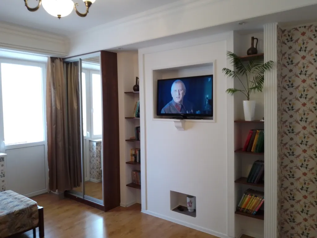 Тихая квартира в курортной зоне, парк виден из окна