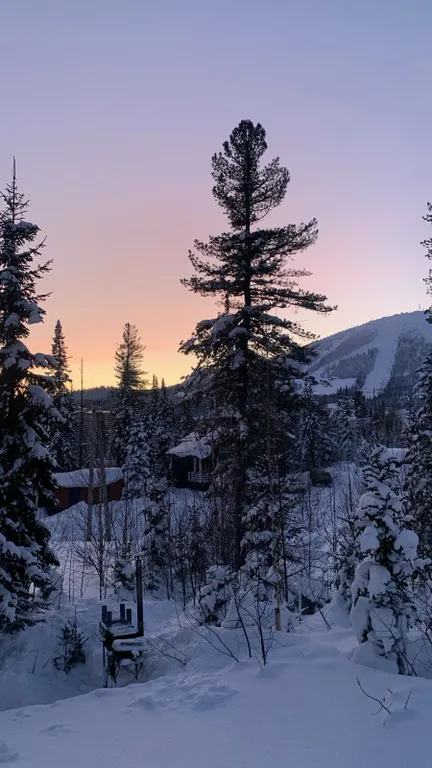 Коттедж Уютный дом с террасой и видом на горы — Шерегеш
