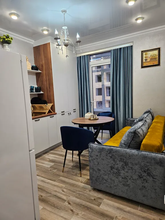 Шикарная вип квартира у аэропорта Экспоцентр и жд вокзала