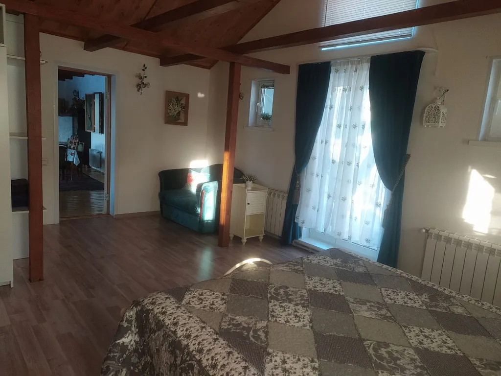 Шале на тропе поэтов