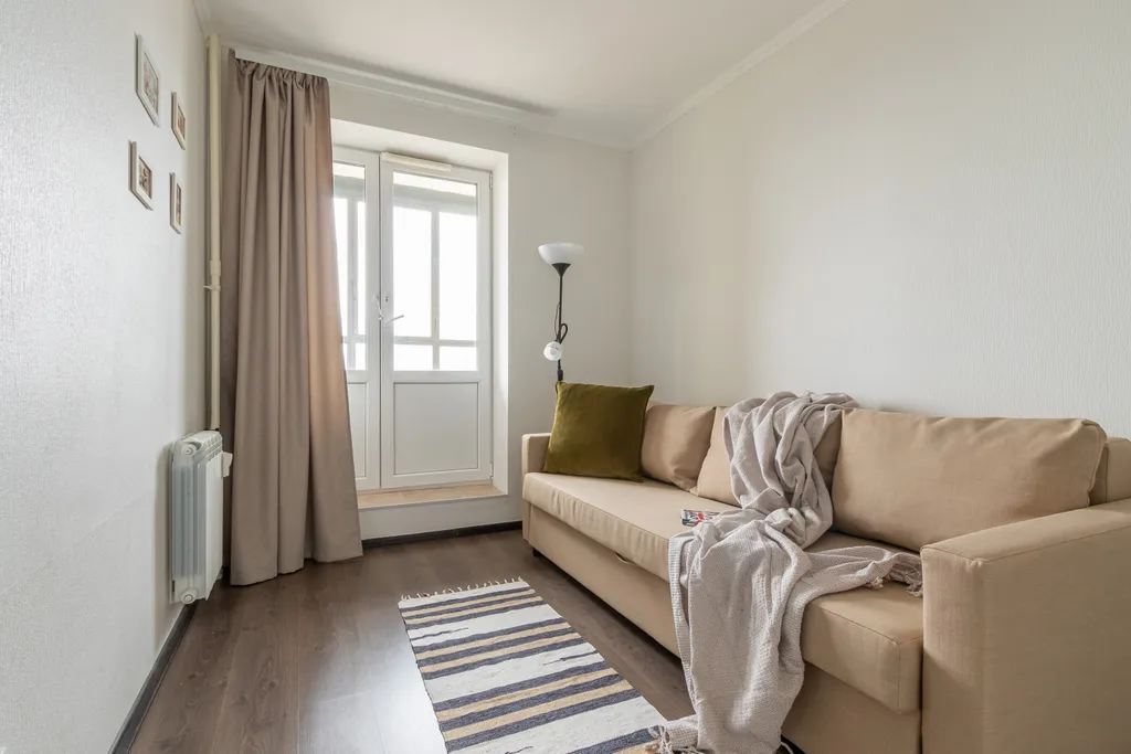 Двухкомнатная квартира для 6 гостей у метро Парнас || Сатин Хоум апарт