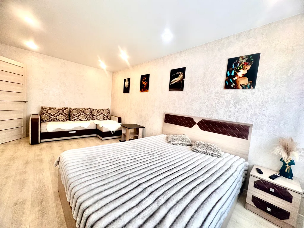 Уютная квартира в новом доме в спокойном районе города — аренда посуточно в Уссурийск