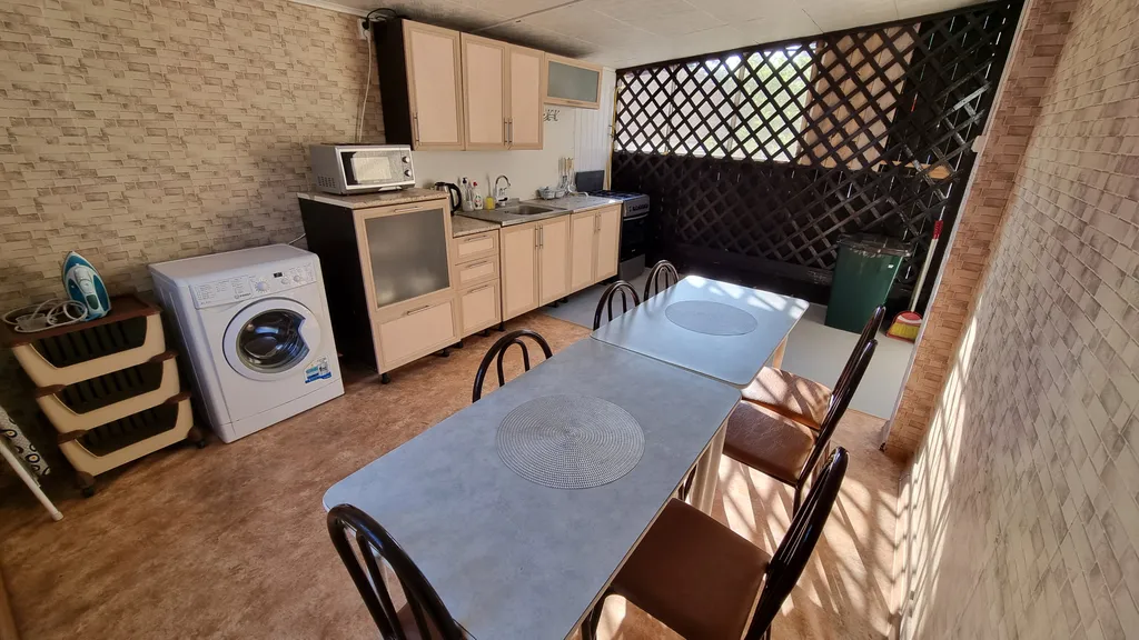 Дом рядом с морем в тихом районе