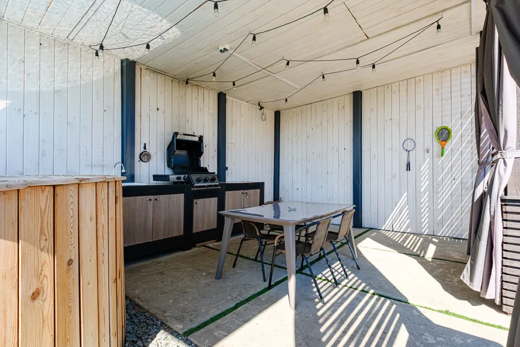 Yeti home дом с горячим бассейном на улице