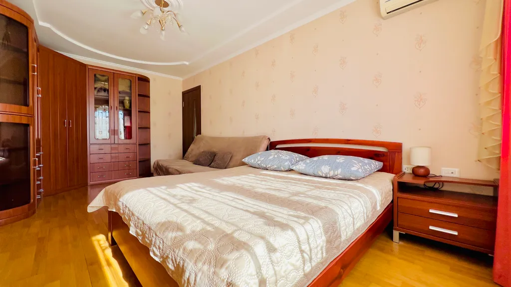 Апартамент на советской площади