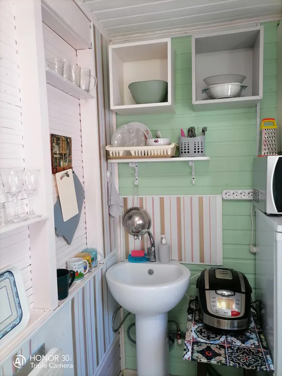 Коттедж Часть дома с отдельным двориком у моря — Геленджик