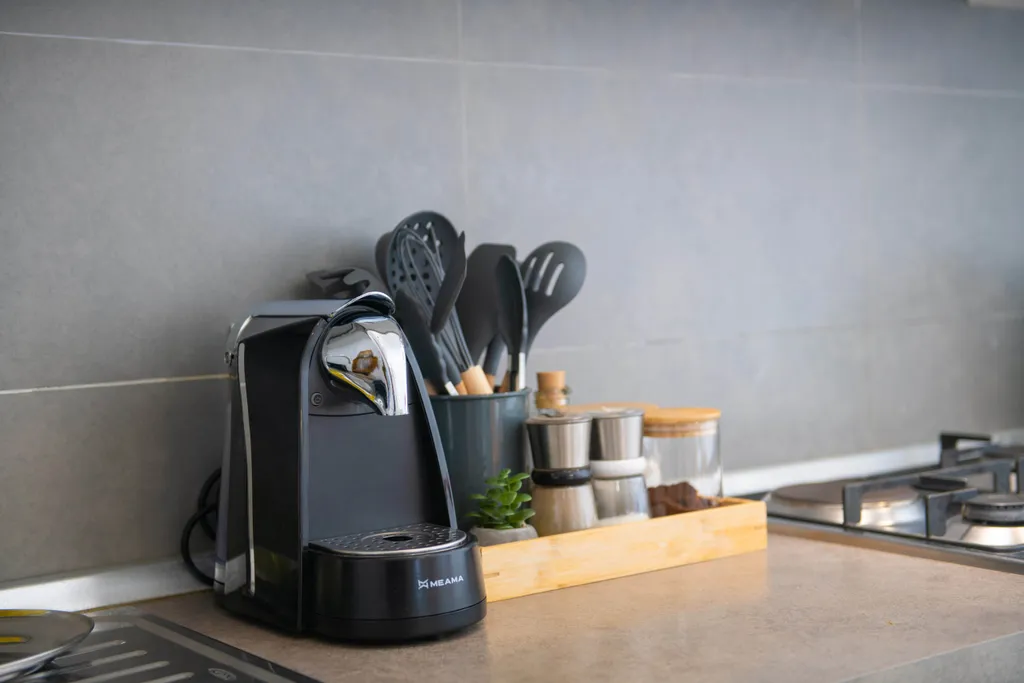 Уютные апартаменты с видом на колесо обозрения и город