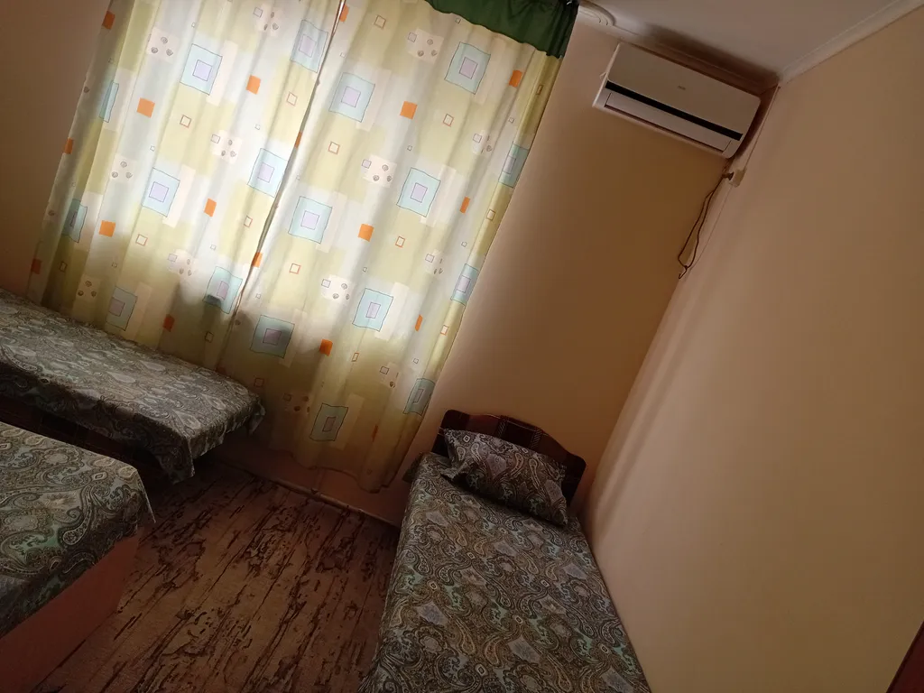 2 комнатный номер со своей кухней, кондиционером, телевизором, душем