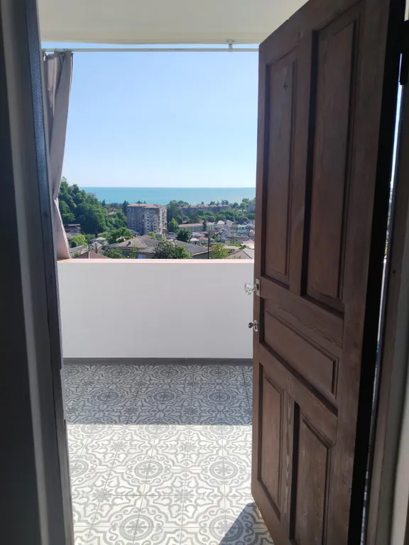 Квартира 3-комнатная Квартира — Сухум