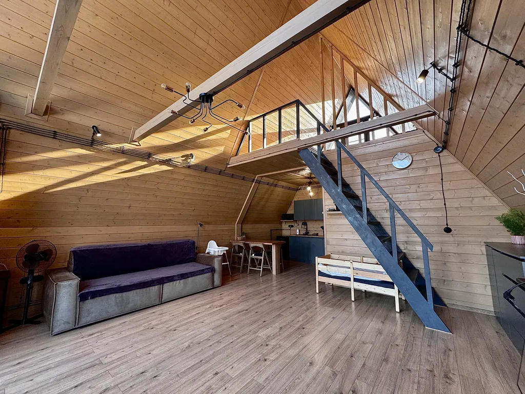 Домик у реки с банным чаном и сап-бордами