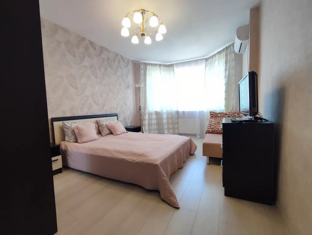 Квартира Евродвушка у метро вид на город с 26 этажа — аренда посуточно в Парголово