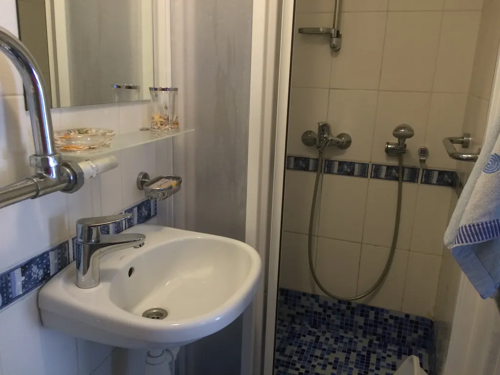 Коттедж Гостевой дом у Анны с видом на море, горы и лес — Кацивели