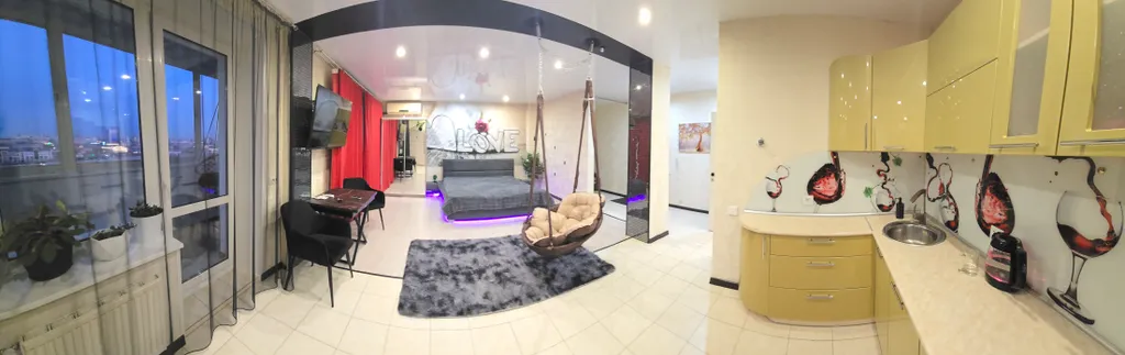 Студия с умным домом от Яндекс в центре Челябинска