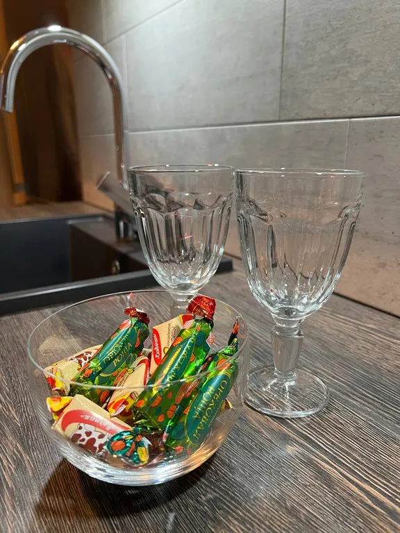 Квартира Квартира на тихой зелёной улице в центре у зоопарка — Калининград