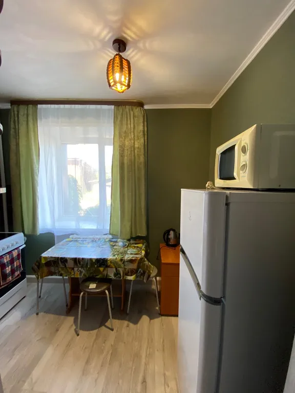 Квартира Двухкомнатная квартира в центре — Голышманово