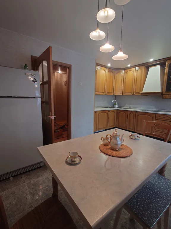 Просторная 4-х комнатная квартира в центре города