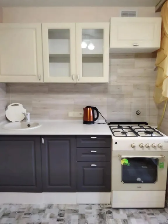 Квартира Отличная комфортная двухкомнатная квартира — Судак