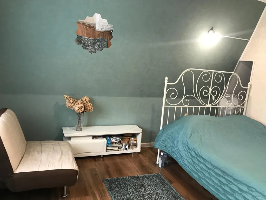 Уютный 2-этажный дом в лесном массиве с бассейном