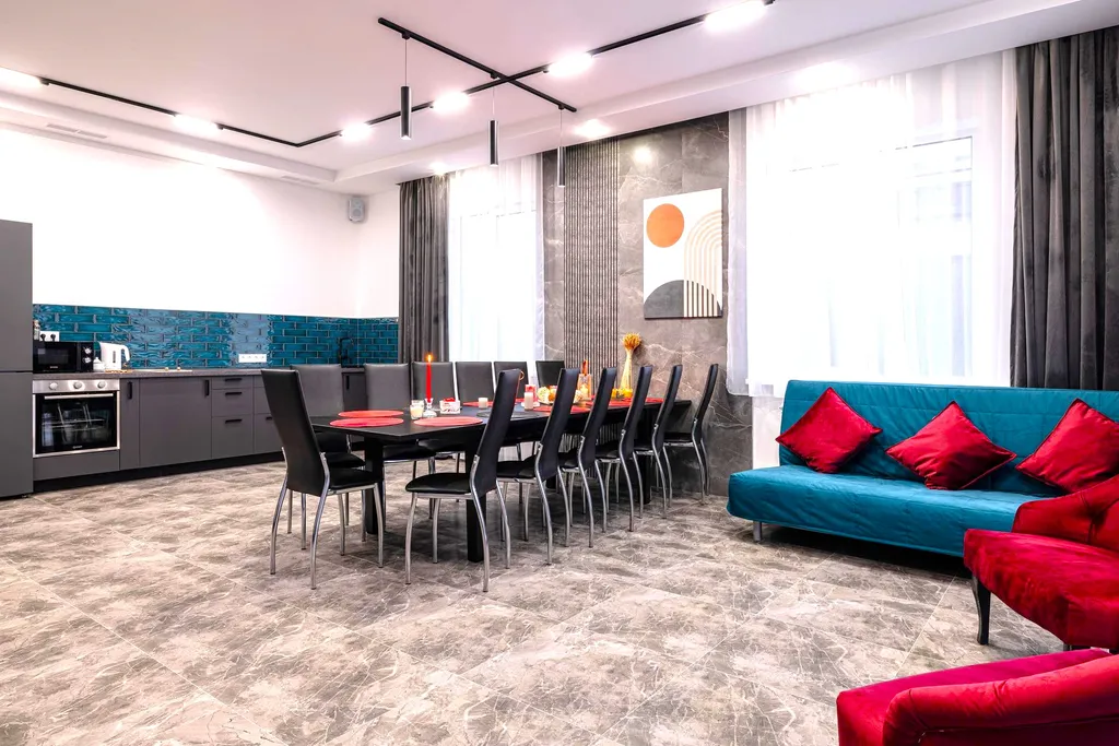 Частный дом с Бассейном